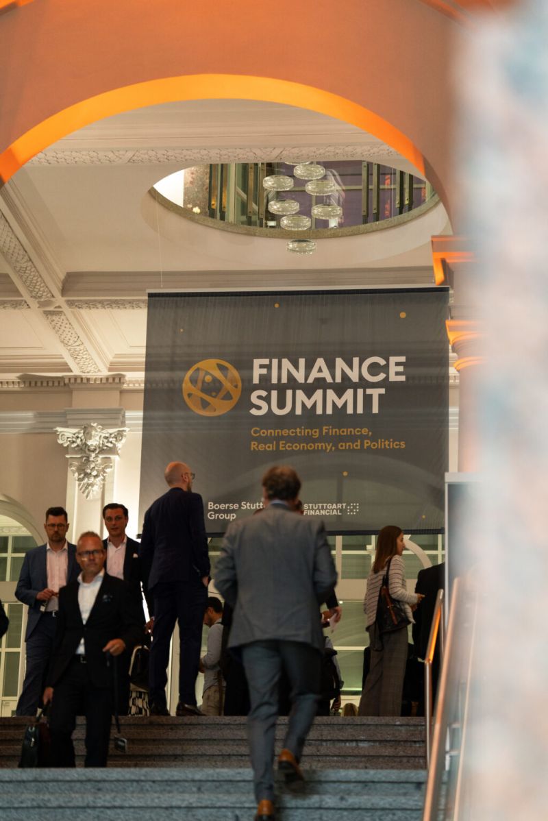 Stuttgart Financial (SF)