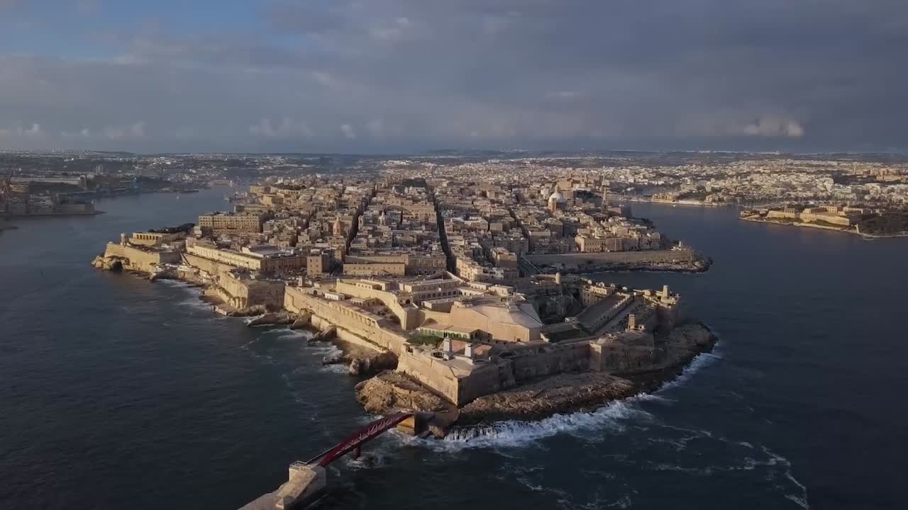 FinanceMalta (FM)